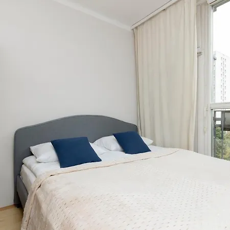 Central With Office By Renters Apartment Warsaw