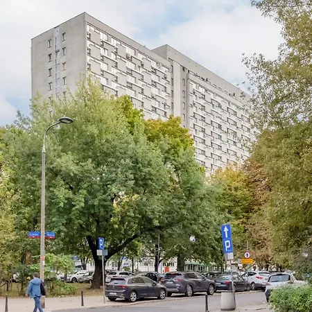 Apartment Central With Office By Renters